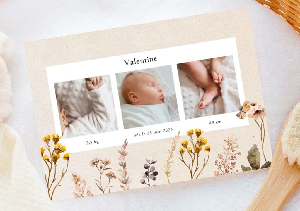 exemple texte pour cadeau naissance faire-part avec selection de photo nouveau-né et fleurs sur du papier ecologique recyclé eco-responsable
