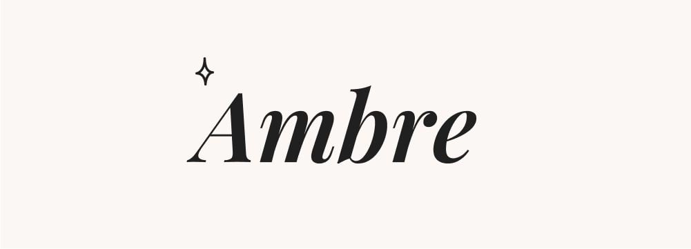 Ambre : Prénom Ambre revient en force, marquant les prénoms anciens redevenus tendance pour les filles.