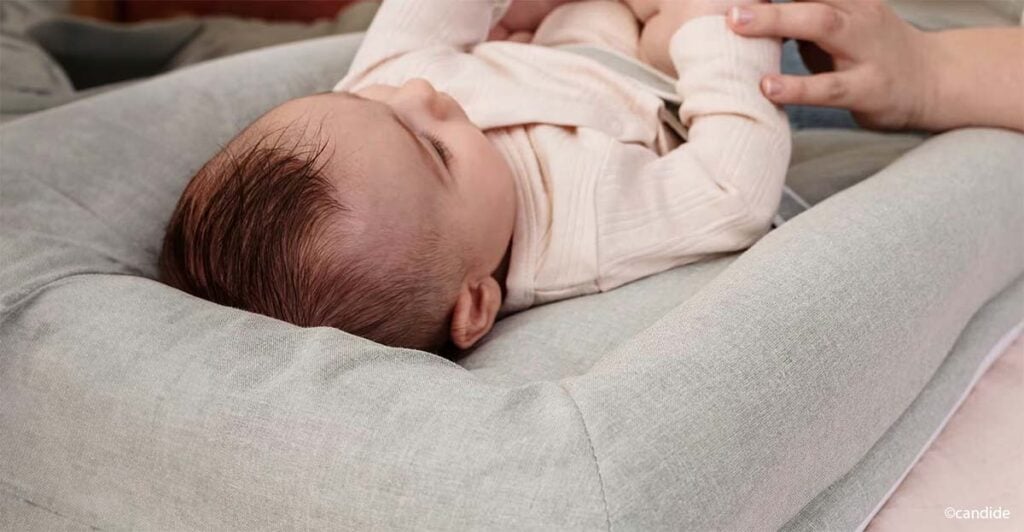 Comment bien mettre une couche à un bébé, comprendre quand changer bébé comment changer une couche efficacement