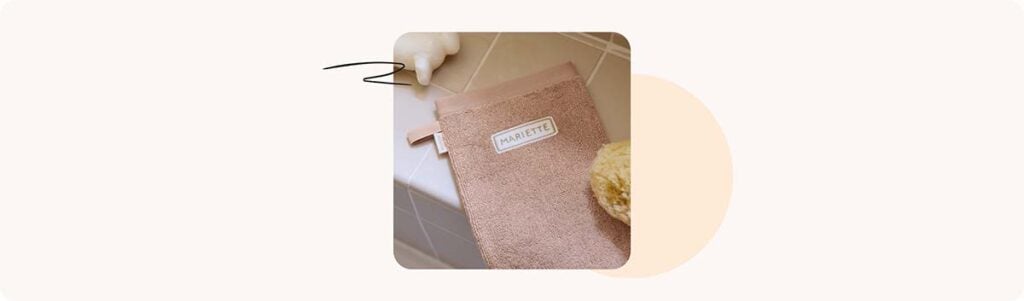Accessoire essentiel pour changer bébé comment nettoyer les fesses avant de mettre une couche