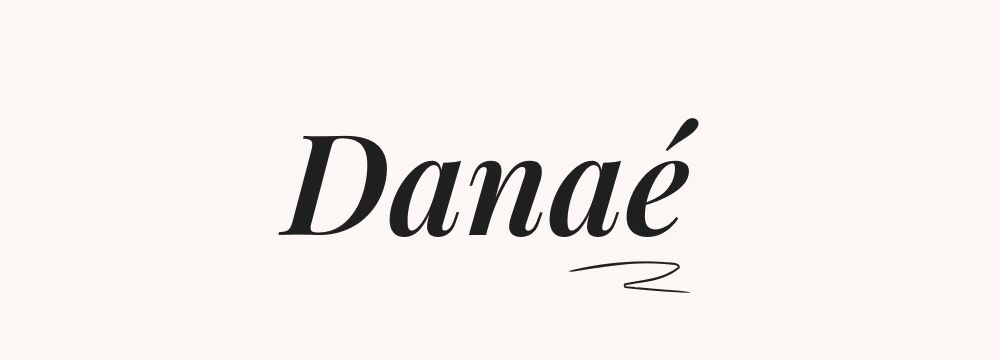 Danaé, prénom mythologique fille rare et lumineux, évoquant la mère de Persée et la force du destin