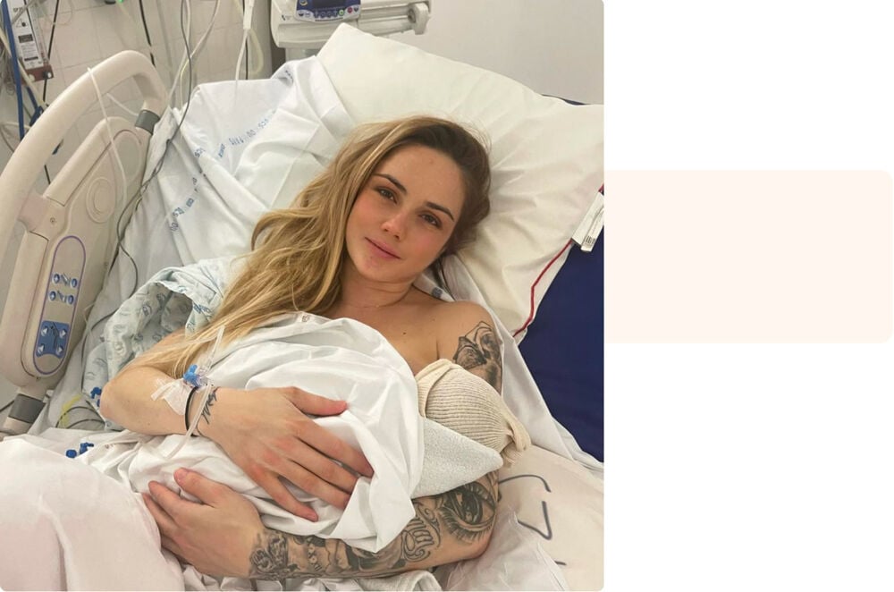 Témoignage jeune maman après accouchement par @lisafaamily, récit intime des premiers jours avec bébé