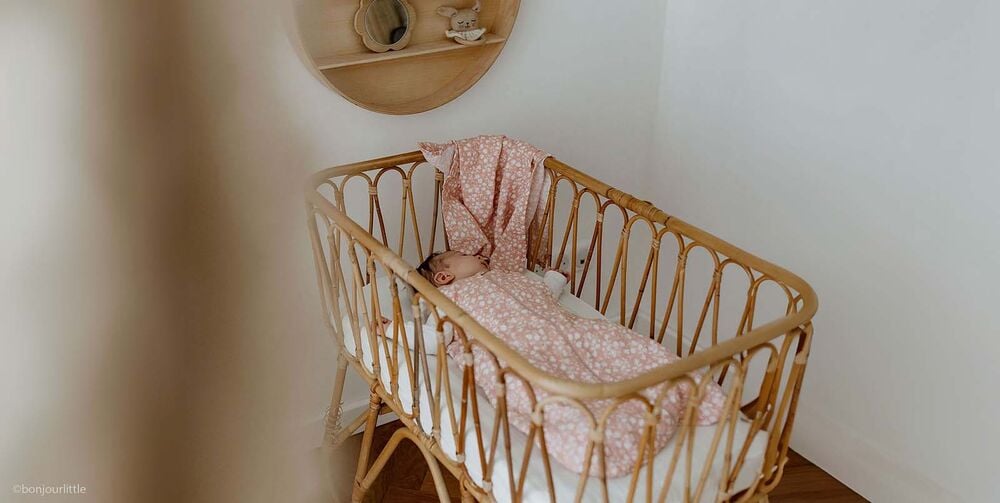 Meilleure position berceau feng shui, comment positionner lit bébé chambre, feng shui chambre bébé