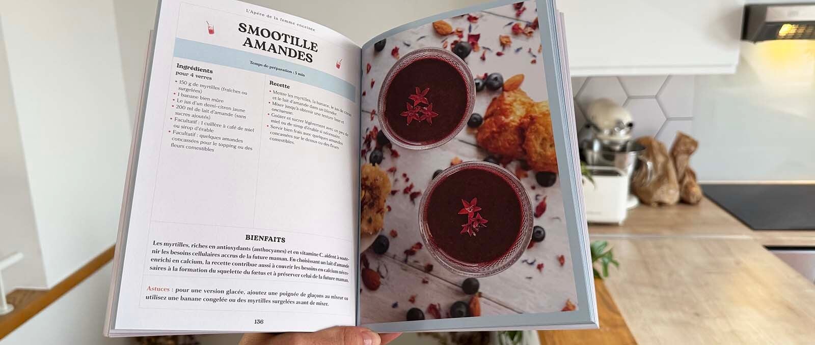 Smoothie "Smootille" aux amandes et fruits rouges, boisson d'apéro pendant la grossesse